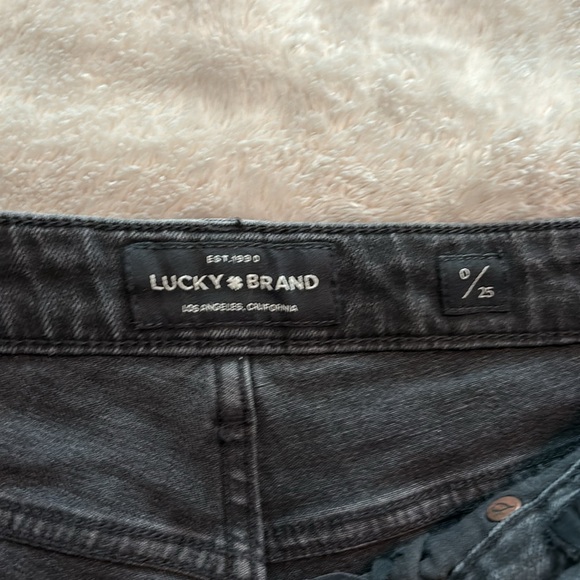 Lucky Brand black cut offs. Size 25/0 - Picture 3 of 5